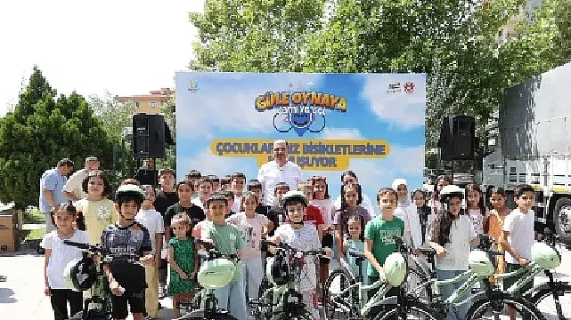 Başkan Altay “Güle Oynaya Camiye Gel” Projesinde Çocukların Sevincine Eşlik Etti