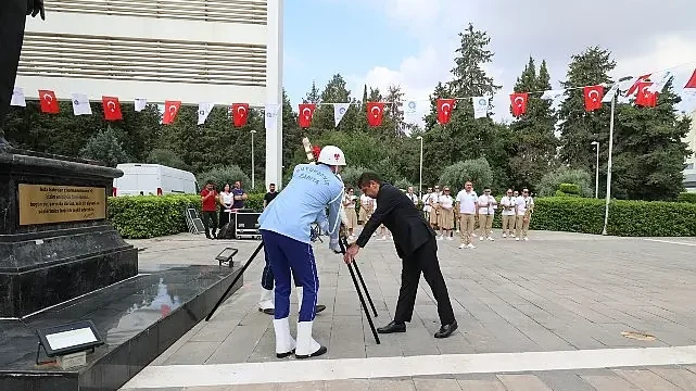 Başkan Vekili Büşra Özdemir Zafer Bayramı kutlamalarına katıldı