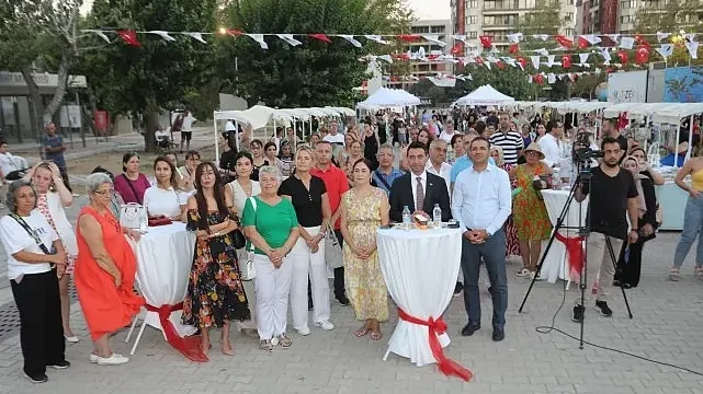 Bayraklı’da “Kadın Emeği ve Dayanışma Günleri” başladı