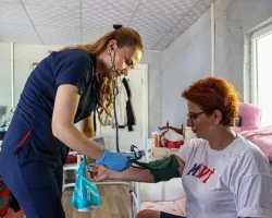 Büyükşehir bakıma muhtaç hastaların yüklerini hafifletiyor