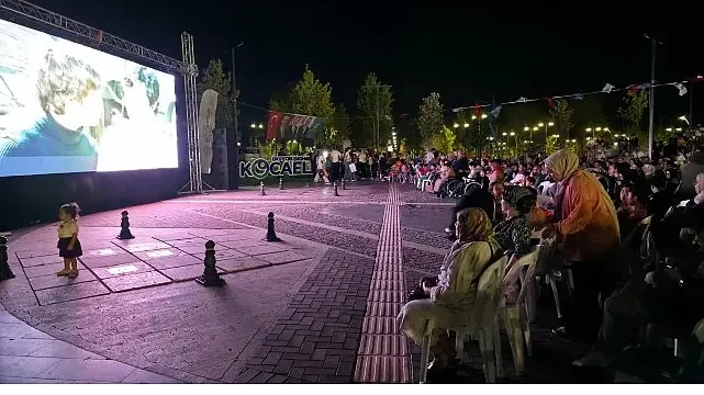 Büyükşehir’den kitapseverlere film molası