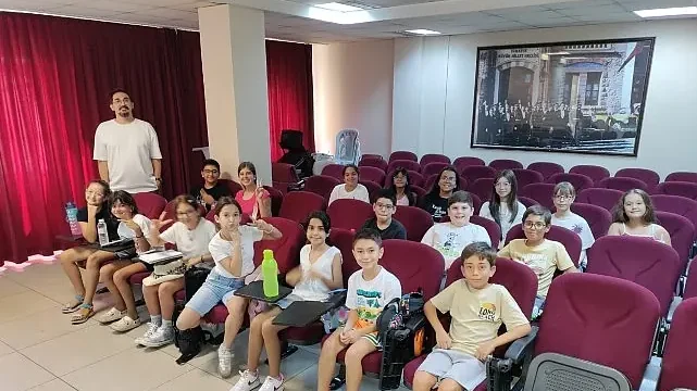 Çiğli Belediyesi Gençlik Tiyatrosu yeni sezon için çalışmalara başladı