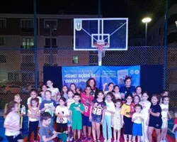 Çocuklar akran nezaketini oyunlarla öğrendi