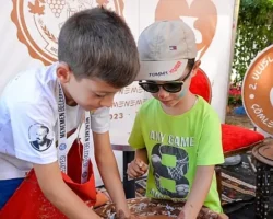 Dünya, Menemen’de buluşacak