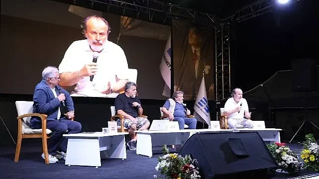Edremit Kitap Fuarı’nda 6. Gün: Edebiyat, Sanat ve Gazeteciliğin Büyük Buluşması