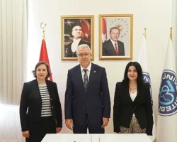 EÜ’nün “Jinekolojik ve Obstetrik Muayene Giysisi” buluşu “Faydalı Model” olarak tescillendi