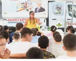 Gezici Kütüphane çocukları bilgiyle donatıyor