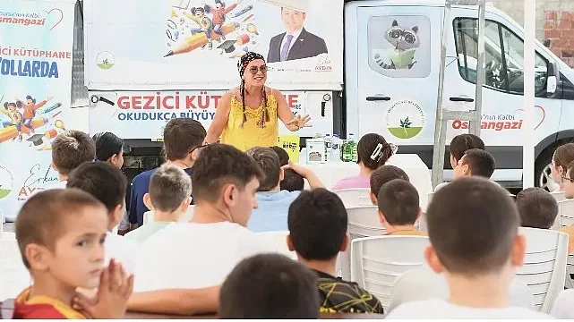 Gezici Kütüphane çocukları bilgiyle donatıyor