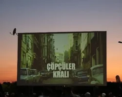 Kartepe’de Yaz Akşamları Açık Hava Sinemasıyla Renkleniyor