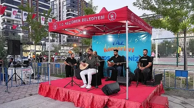 Keçiörenliler Yaz Konserleriyle Stres Atıyor