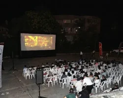 Osmangazi’de yaz akşamları sinema ile şenleniyor