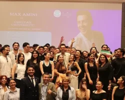 Ünlü komedyen Max Amini, Ebru için fırçayı eline aldı!