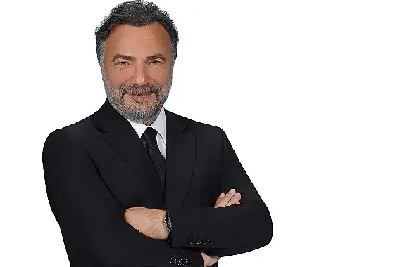 Usta Oyuncu Oktay Kaynarca, Sinpaş Yapı Tasarruf Sandığı’nın Reklam Yüzü Oldu