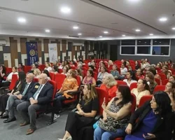 Ayvalık’ın, 15 Eylül kurtuluşunun 103’üncü yılı kente yakışır bir atmosferde kutlandı