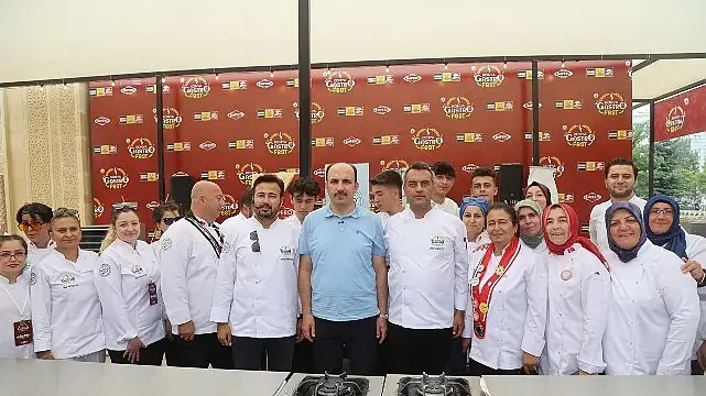 Başkan Altay Gastrofest’e Katılan Yüz Binlerce Misafire, Şeflere ve Esnafa Teşekkür Etti