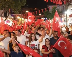 Çeşme’de 30 Ağustos Zafer Bayramı Coşkusu