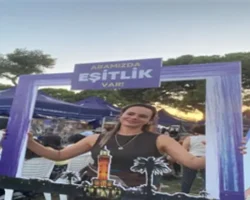 Çocuklar, gençler ve kadınlar İEF’nin tadını çıkarıyor