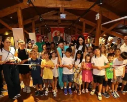 Efes Selçuk’un çocuklarından barış çizgileri
