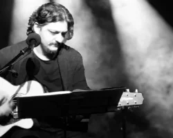 Emre Çakmakoğlu’ndan yeni tekli: Tam da Yeri