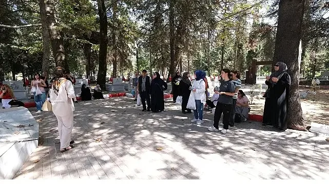 İnegöllü Vatandaşlar Tarihi Yerinde Keşfetti