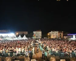 Malkara Kömür ve Süt Ürünleri Festivali Derya Uluğ ile Zirve Yaptı