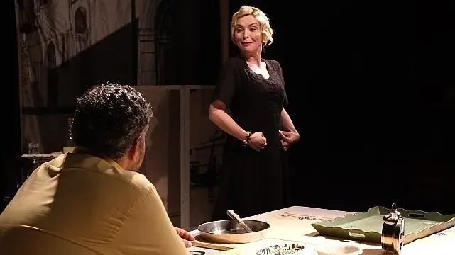 Mübadelenin 100. yılı için sahnelenen “Seni Alırsa Fırtına” yeniden yollarda…