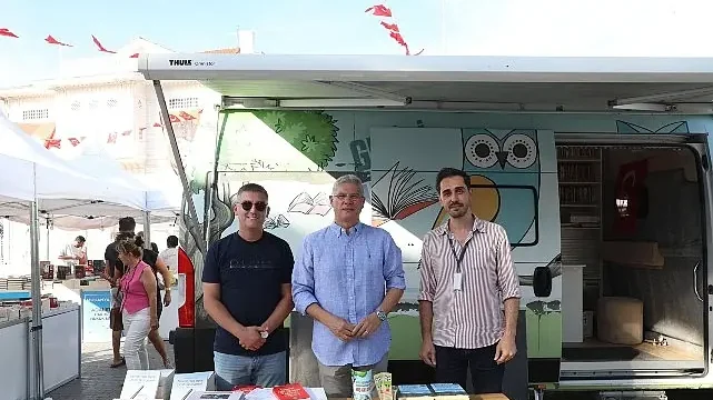 Nilüfer Belediyesi Gezici Kütüphane 7. Mudanya Kitap Fuarı’nda