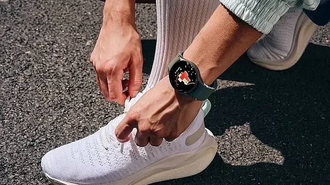One UI 8 Watch Samsung Galaxy Watch Ultra’da kullanıma sunuluyor