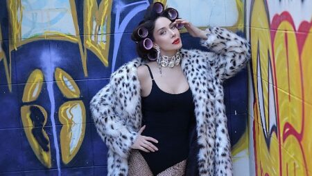 Ece Gürsel’den yaza damga vuracak yeni şarkı ve klip: ‘Sokak Kafası’