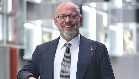 Mete Vardar: ‘Turizmde sürdürülebilir büyüme için sektörün desteklenmesi büyük önem taşıyor’