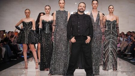 Murat Acar Defilesinde Mermer Podyumda Moda Resitali