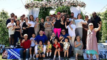 Tuğba Özay’dan geleneksel buluşma: ‘Tubistler’ doğada bir araya geldi