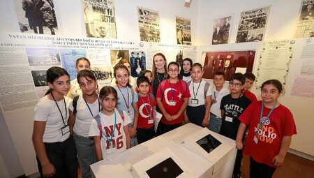Lozan Barış Antlaşması’nın 103. yılı Konak’ta kutlandı