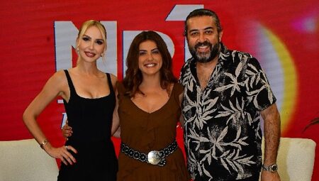 ‘Sarışınım’ İlk Kez NR1 Magazin’de! Dila Kalafatoğlu’ndan Yazın En İddialı Yorumu