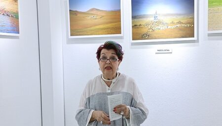 “Uzaklarda Bir Yerlerde” sergisi açıldı