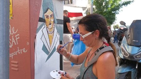 Ayvalık, açık hava sanat galerisine dönüşüyor