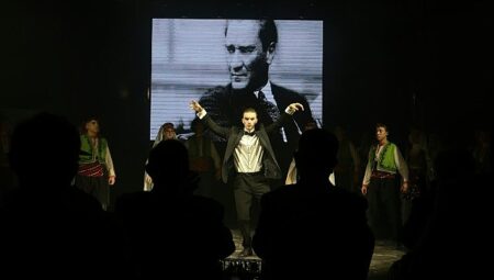 Büyük Zafer Osmangazi’de Muhteşem Gösteriyle Anlatıldı