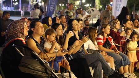 Fuar Park’ta kulakların pası silindi