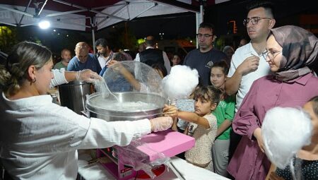 Keçiörenliler Açık Hava Sinema Günleri’nde Buluştu