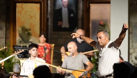 TeosFest’in ikinci gününde müziğin ve sanatın ritmi düşmedi